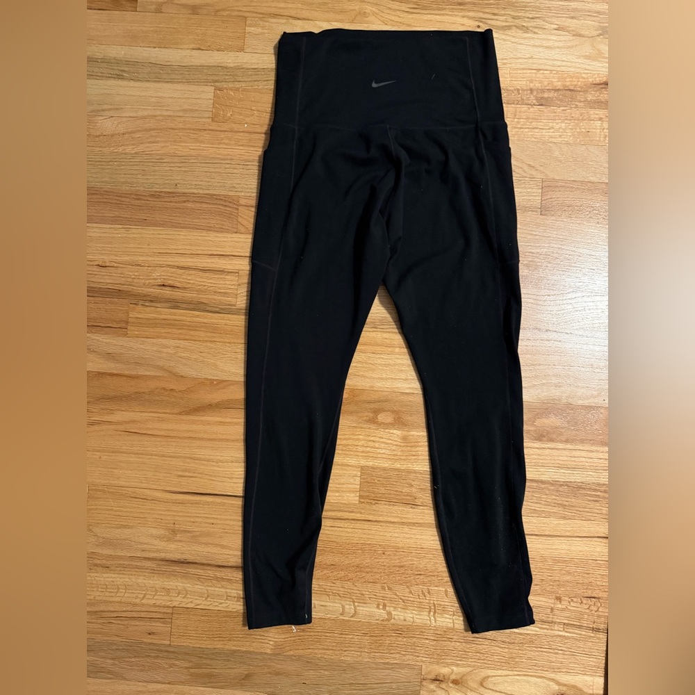 Nike maternity 7/8 high-waisted Black Leggings